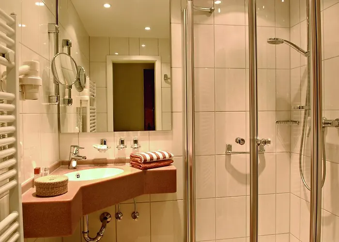 Alte Weinschaenke * Ellenz-Poltersdorf